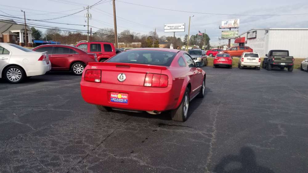 Ford Mustang 2007 Red