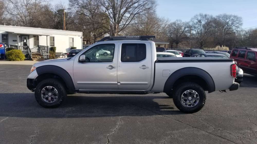 Nissan Frontier 2007 Silver