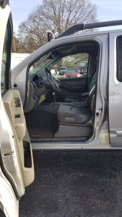 Nissan Frontier 2007 Silver